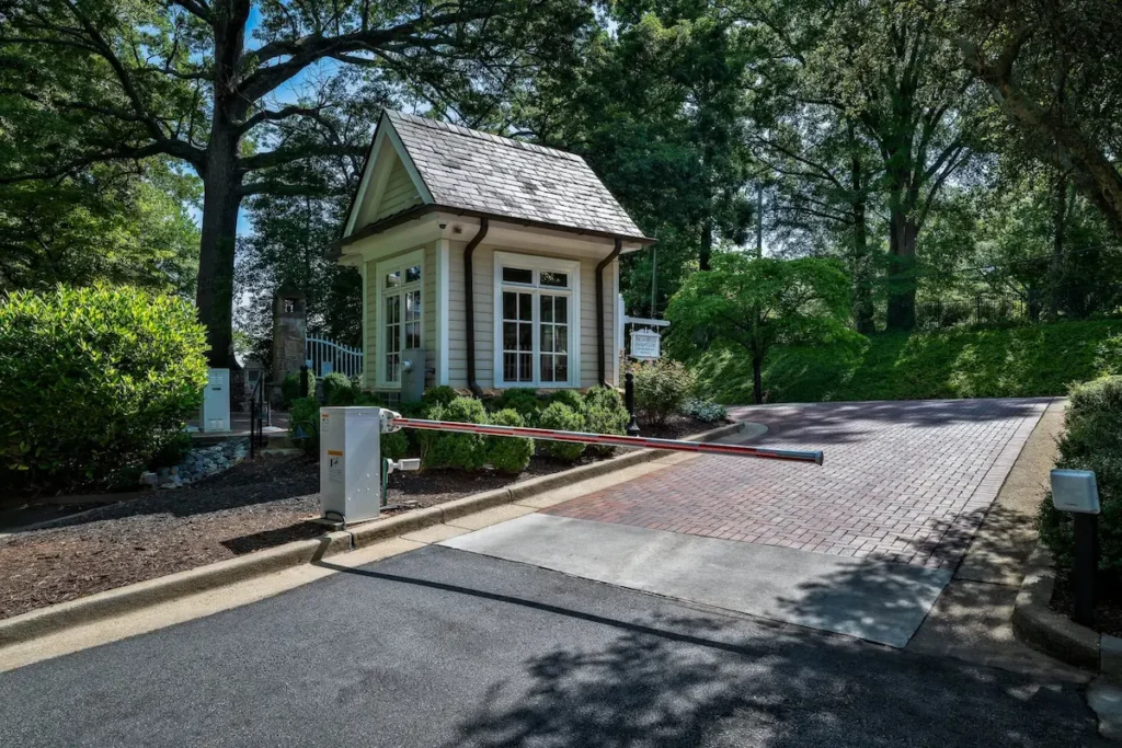 Private golf club guard gate designed for seamless surveillance and member-friendly vehicle access
